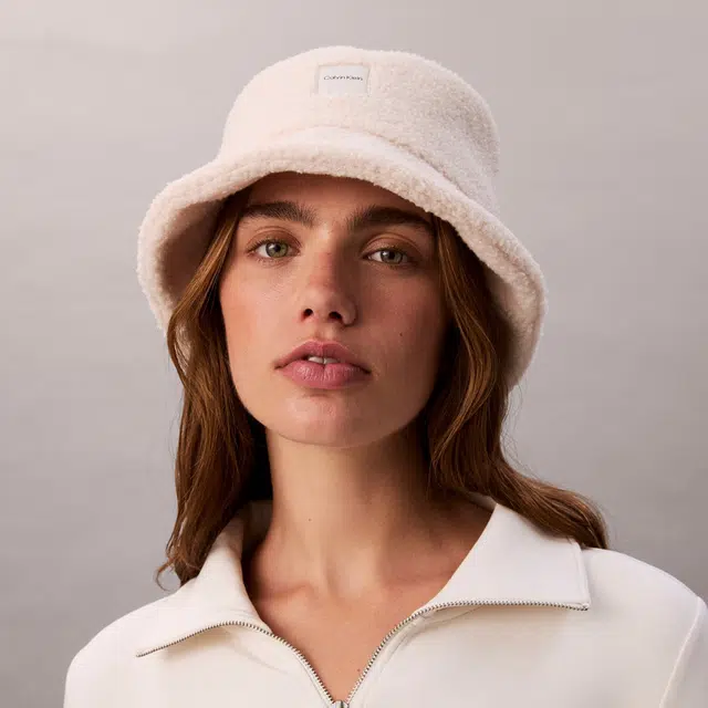 CALVIN KLEIN