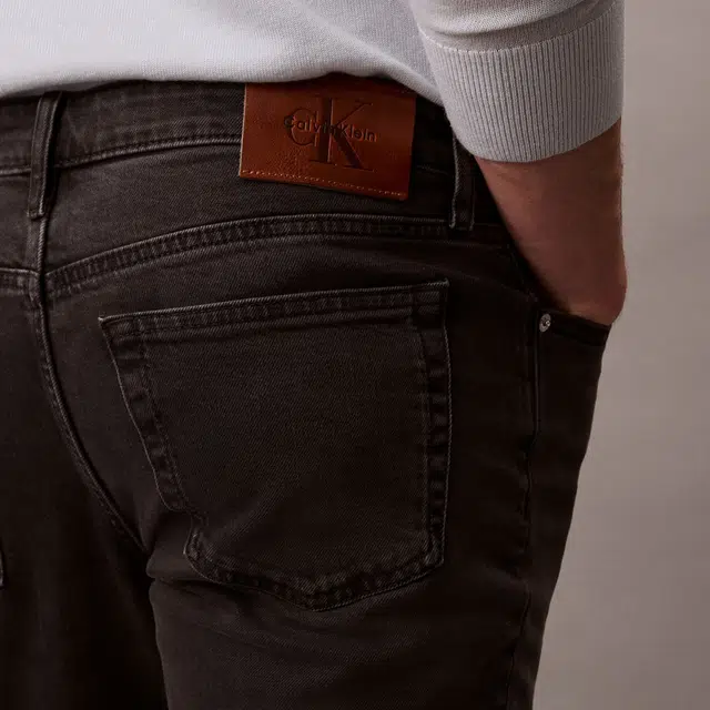 CALVIN KLEIN