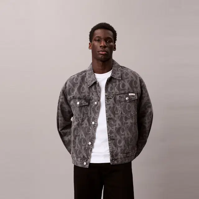 CALVIN KLEIN