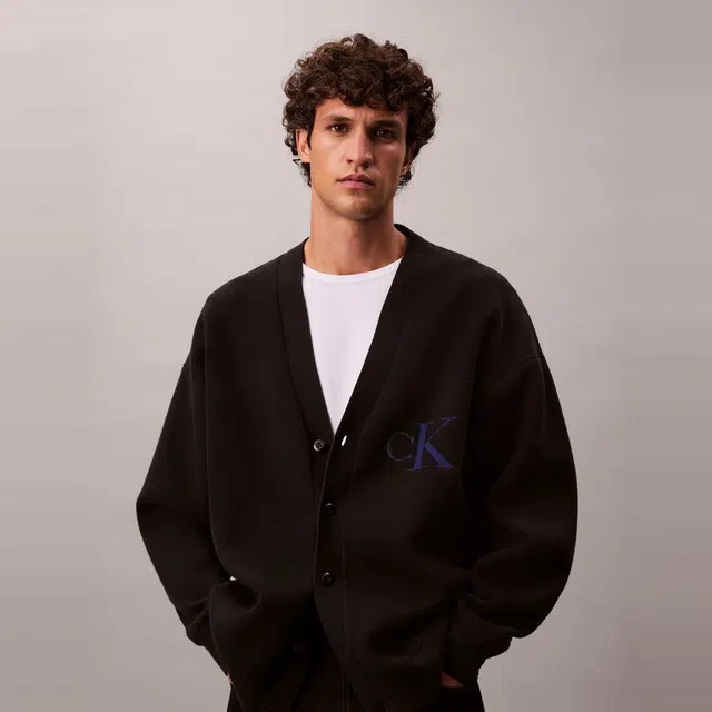 CALVIN KLEIN V