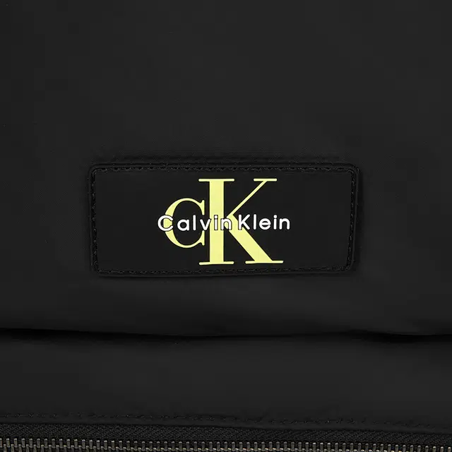CALVIN KLEIN