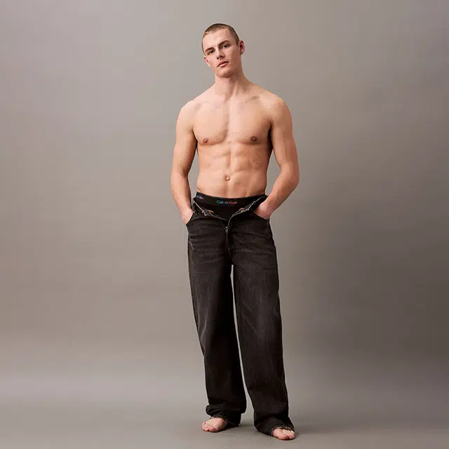 CALVIN KLEIN 1