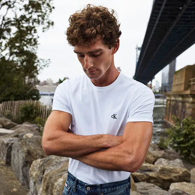 CKCalvin Klein T