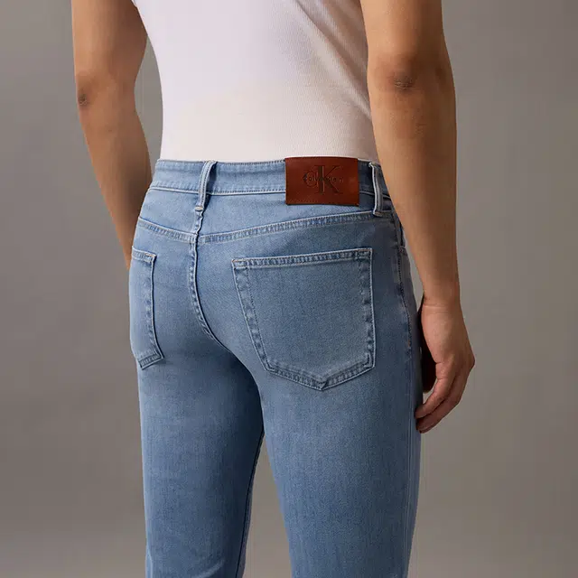 CALVIN KLEIN