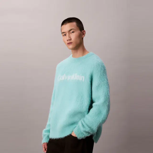 CALVIN KLEIN