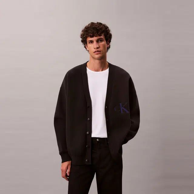 CALVIN KLEIN V
