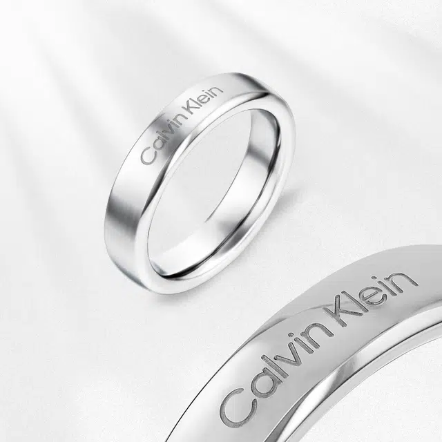 CALVIN KLEIN