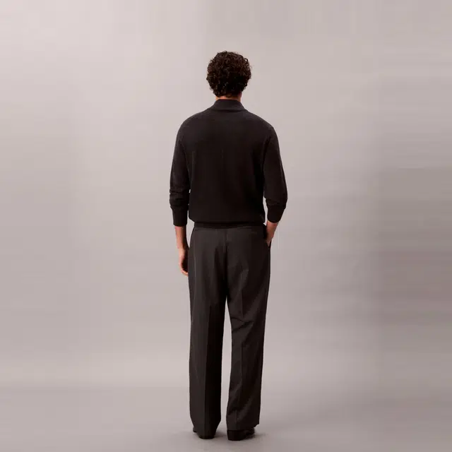 CALVIN KLEIN