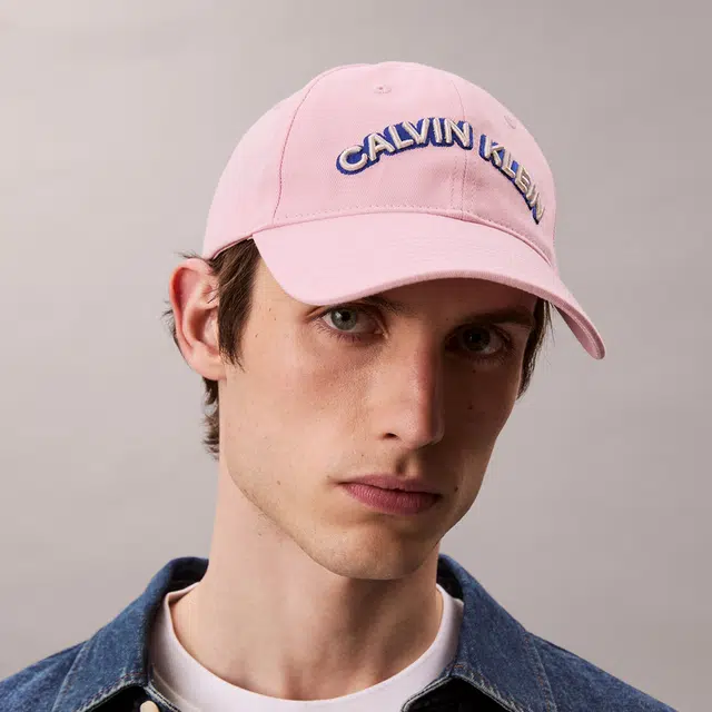 CALVIN KLEIN