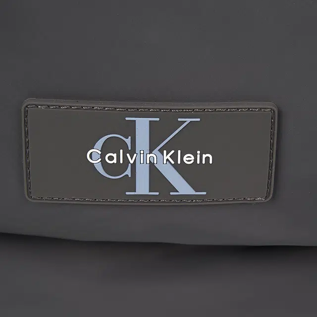 CALVIN KLEIN