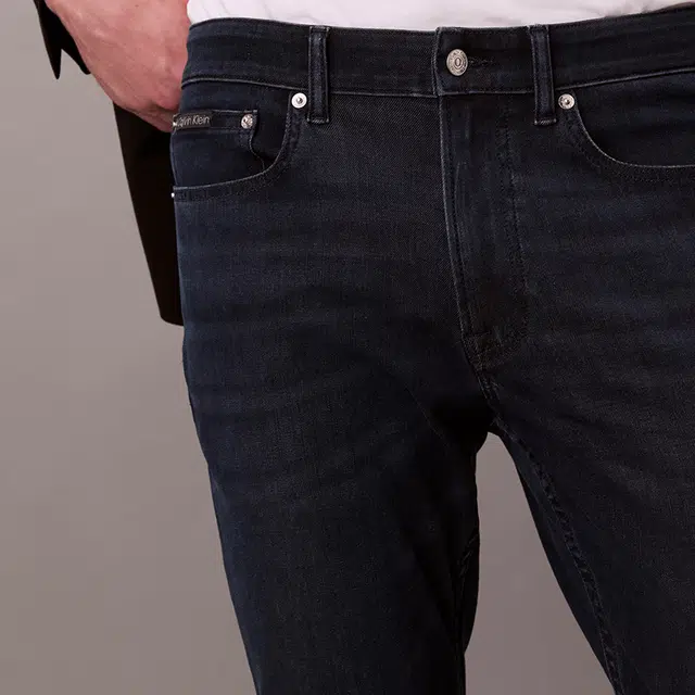 CALVIN KLEIN
