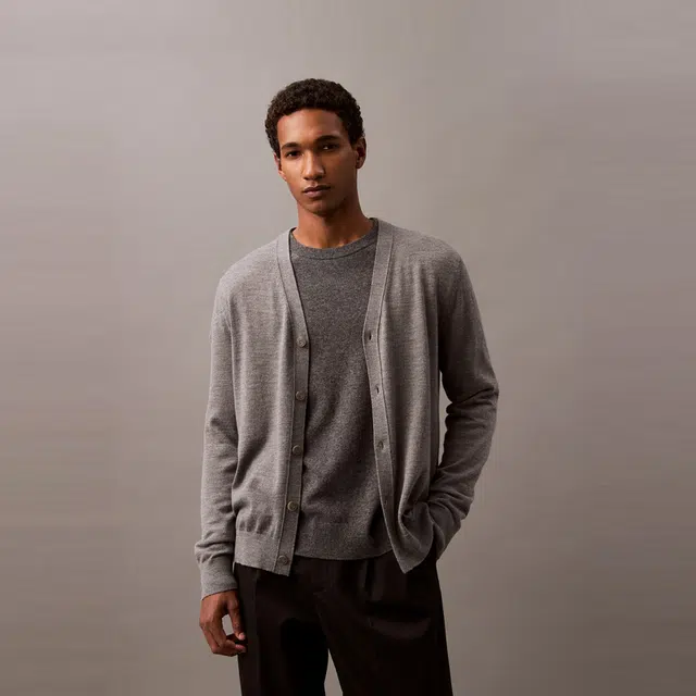 CALVIN KLEIN V