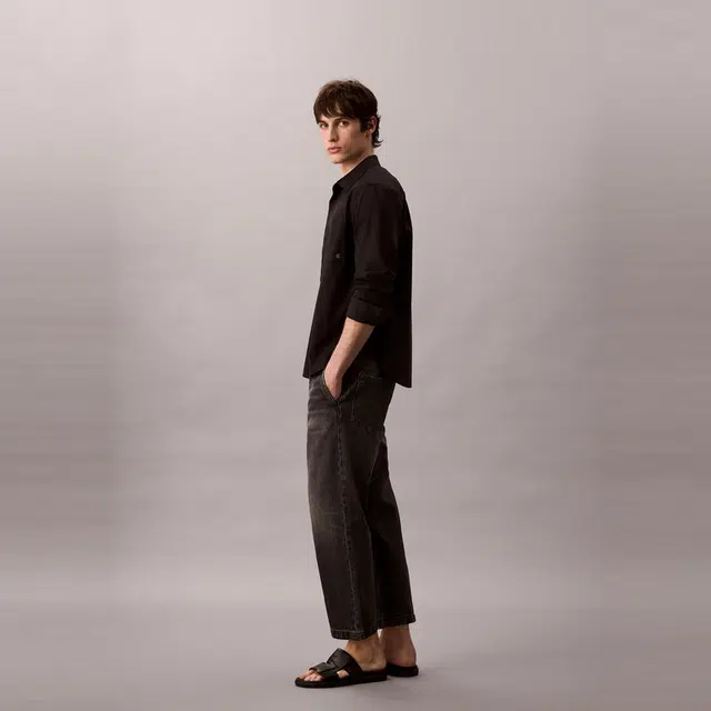 CALVIN KLEIN