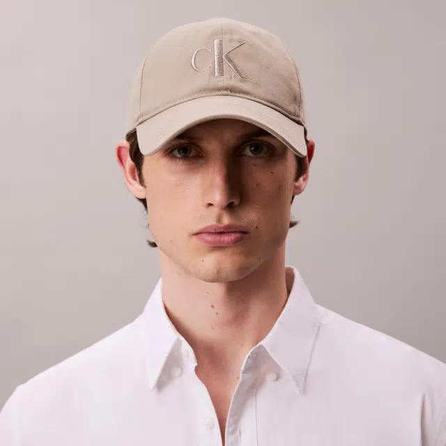 CALVIN KLEIN