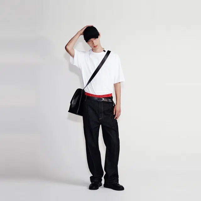 CALVIN KLEIN