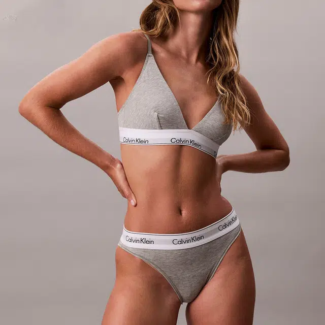 CALVIN KLEIN