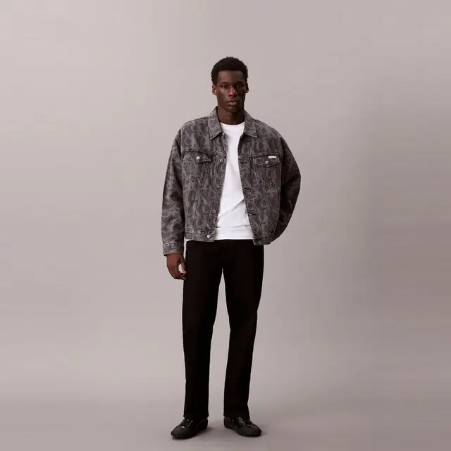 CALVIN KLEIN