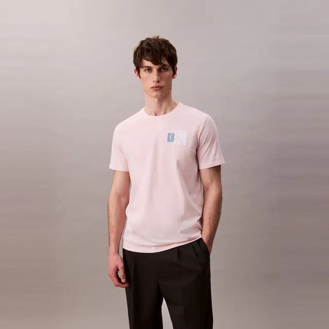 CALVIN KLEIN SS25 T