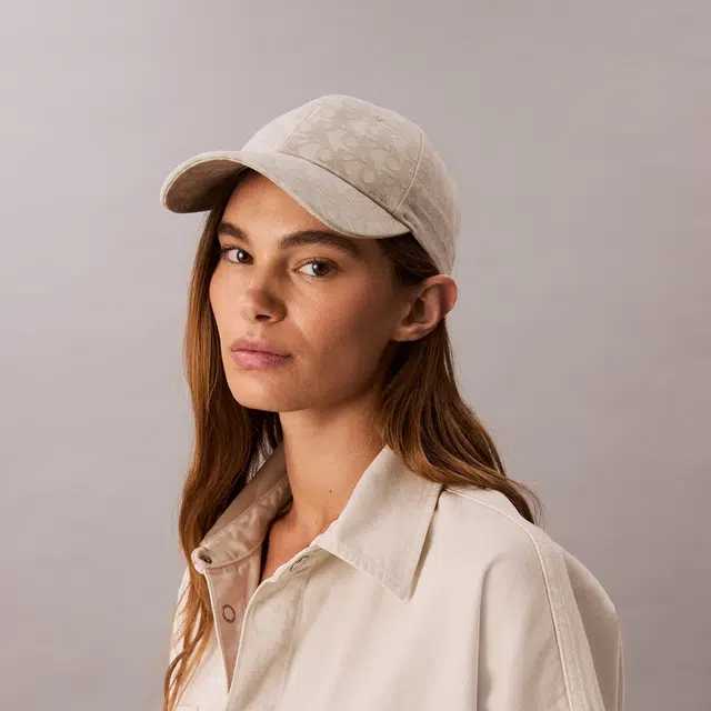 CALVIN KLEIN
