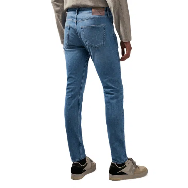 CALVIN KLEIN