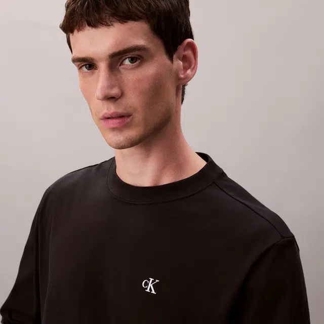 CALVIN KLEIN T