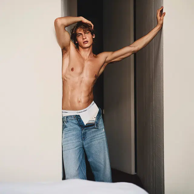 CALVIN KLEIN
