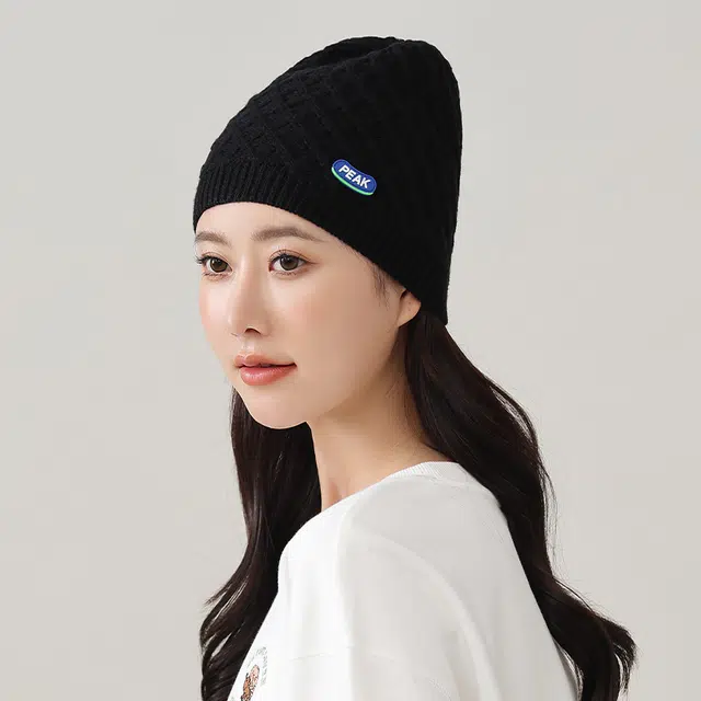 匹克 保暖可爱立体 腈纶 绒线帽 男女同款情侣款