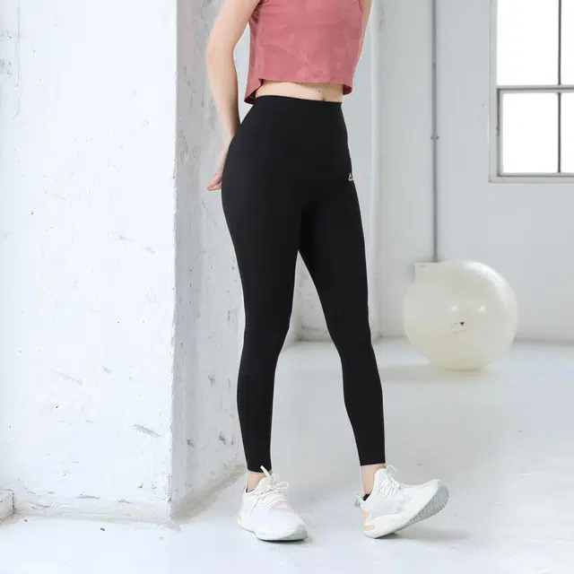 匹克 纯色修身松紧腰运动长裤 女款 黑色