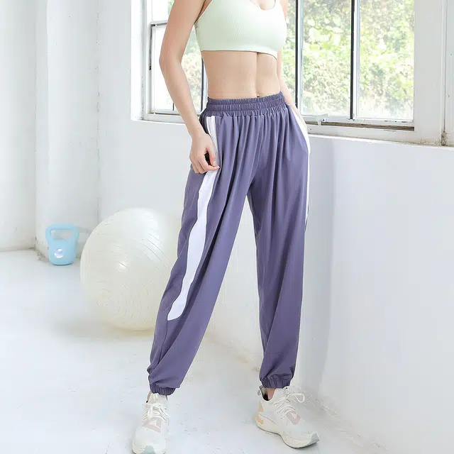 匹克 圆领短袖束腰宽松运动裤健身套装 女款