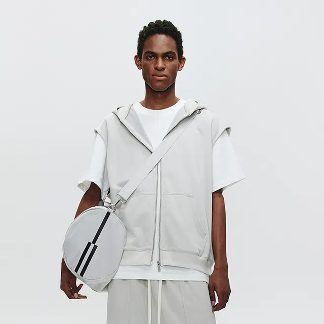 Atry Logo Series Vest