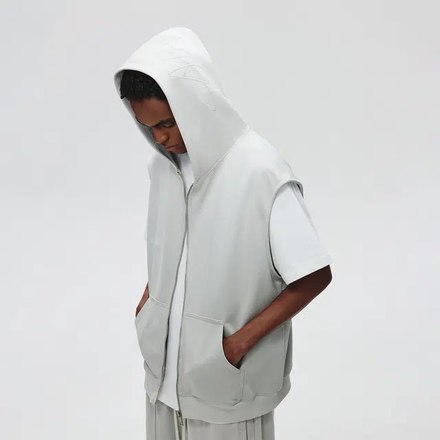 Atry Logo Series Vest