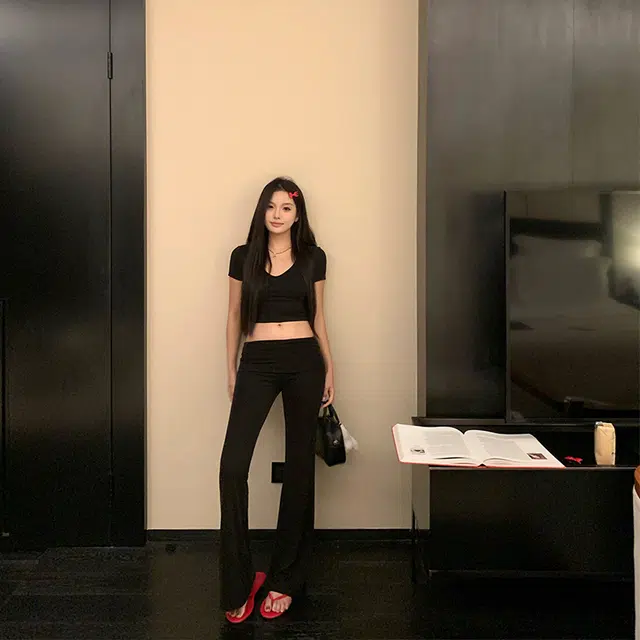 V T