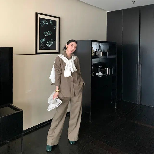 区区欧阳 亚麻休闲百塔长袖衬衫 女款