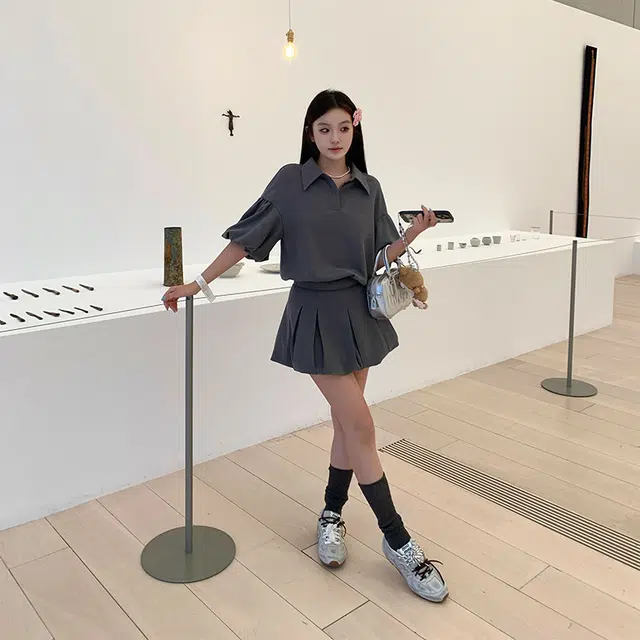 区区欧阳 翻领泡泡袖短款短袖衬衫 女款 深灰色