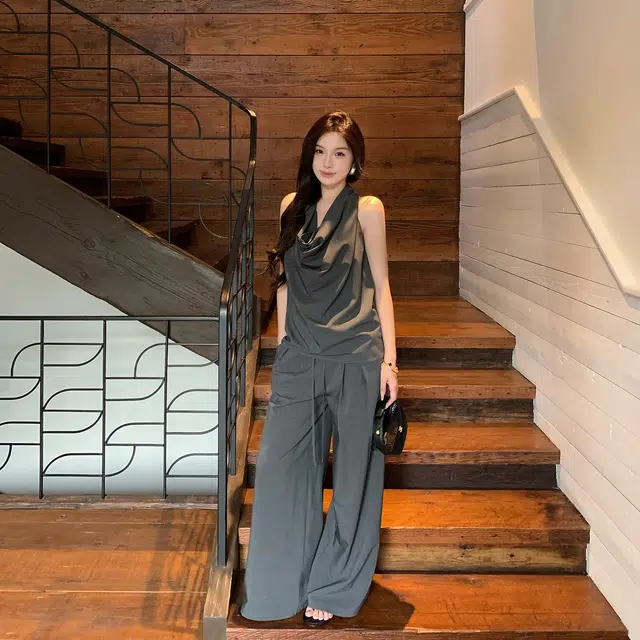 区区欧阳 高腰薄款宽松阔腿休闲裤 女款