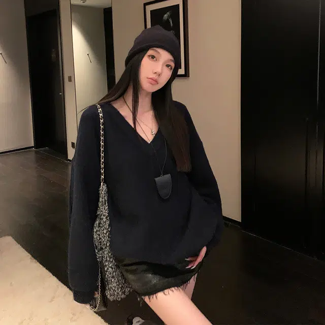 V