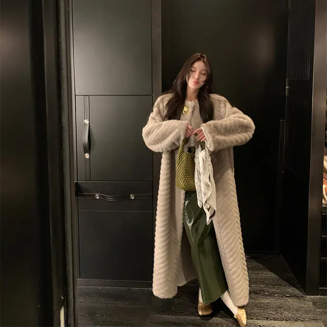 区区欧阳 高腰半身裙纯色长款皮长裙 女款 墨绿色