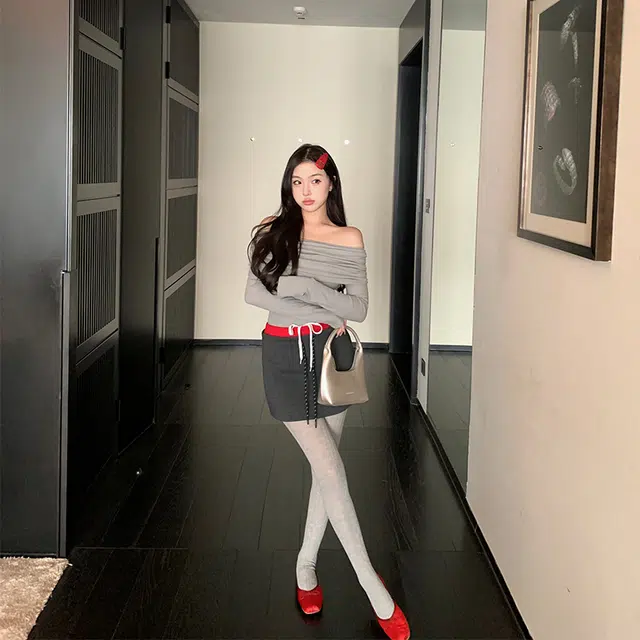 区区欧阳 高腰假两件舒适百搭通勤休闲短裙 女款