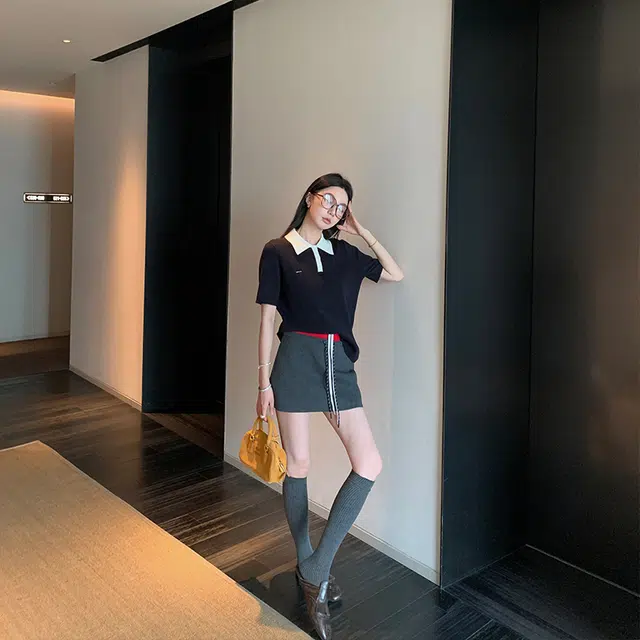 区区欧阳 高腰假两件舒适百搭通勤休闲短裙 女款