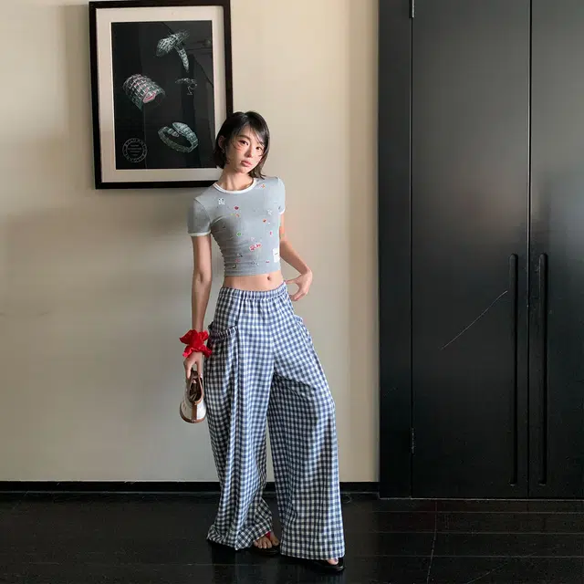 区区欧阳 韩版口袋高腰薄款直筒宽松阔腿裤休闲裤 女款