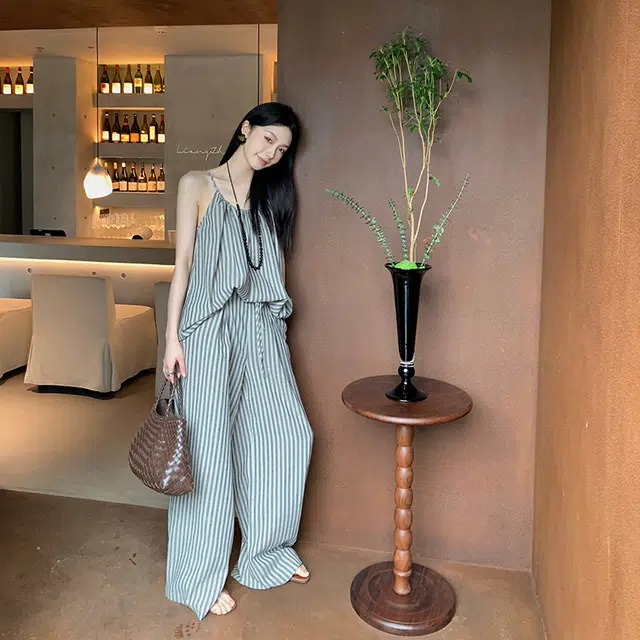区区欧阳 休闲宽松简约舒适吊带 女款 米灰条纹