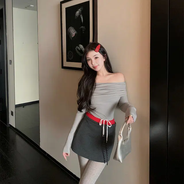 区区欧阳 高腰假两件舒适百搭通勤休闲短裙 女款
