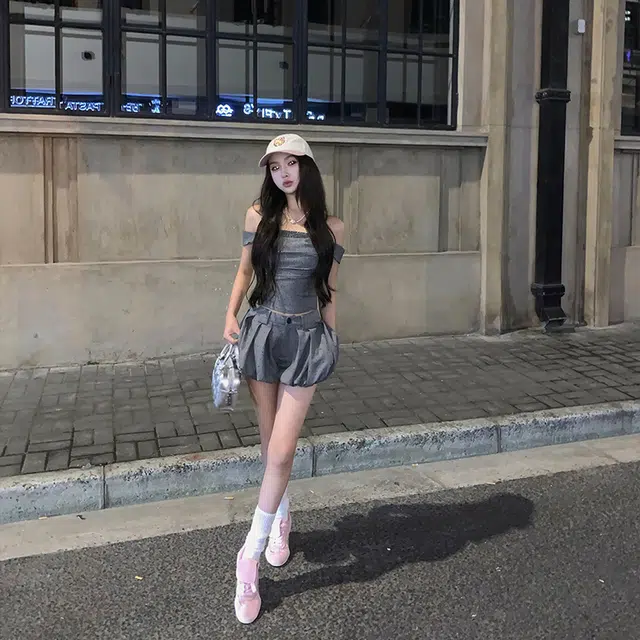 区区欧阳 细闪波点简约休闲修身吊带 女款 星河灰