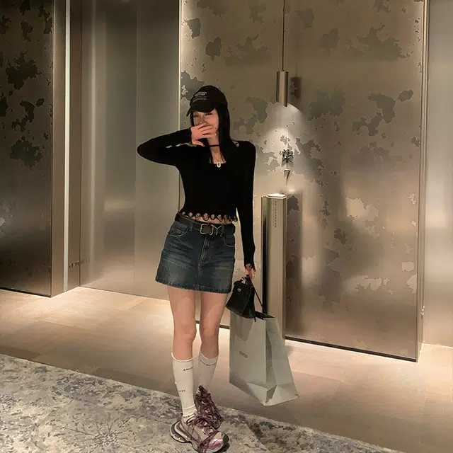 区区欧阳 水洗做旧拉链牛仔短裙 女款 复古蓝