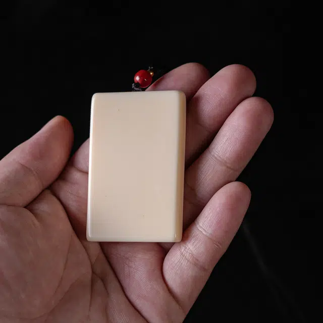 仙友 新中式国风文玩精工雕刻 小众设计轻奢高级感佛牌 平安顺遂 招财纳福 考公考研上岸转运国潮挂件 象牙果 项链 男女同款情侣款