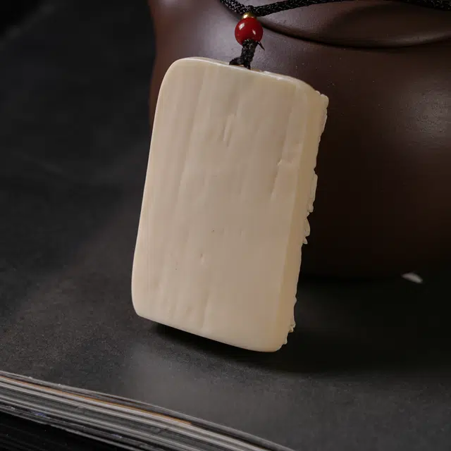 仙友 新中式国风文玩精工雕刻 小众设计轻奢感佛牌 平安顺遂 招财纳福转运国潮 象牙果 项链 男女同款情侣款