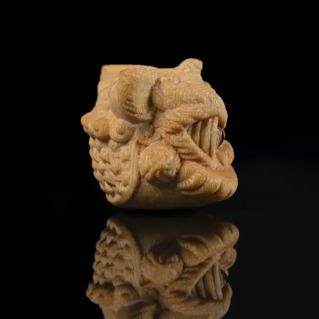仙友 新中式 国潮 文玩盘玩精工雕刻招财醒狮 招财纳福 好运莲莲 诸事顺利 平安顺遂 竹木 木作把件 男女同款情侣款