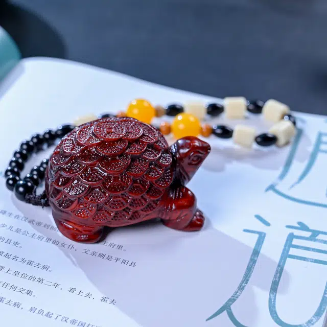 财源滚滚 仙友 国潮新中式红木精雕刻大貔貅钱多多转运招财牛转乾坤复古文玩挂件摆件收藏盘玩随身件 紫檀属 木作手把件 男女同款情侣款