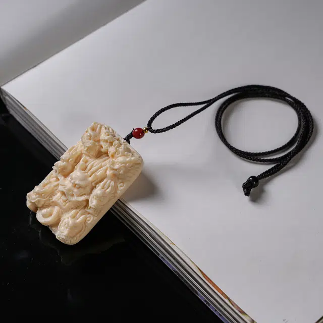 仙友 新中式国风文玩精工雕刻 小众设计轻奢感佛牌 平安顺遂 招财纳福转运国潮 象牙果 项链 男女同款情侣款