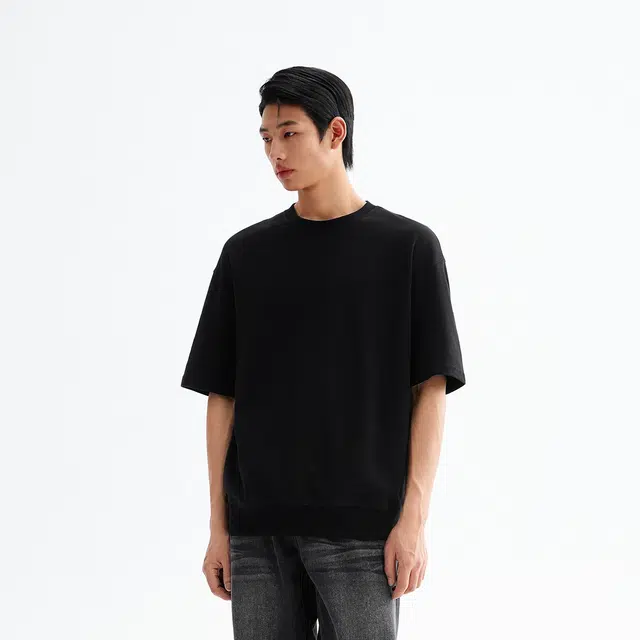 CHINISM T
